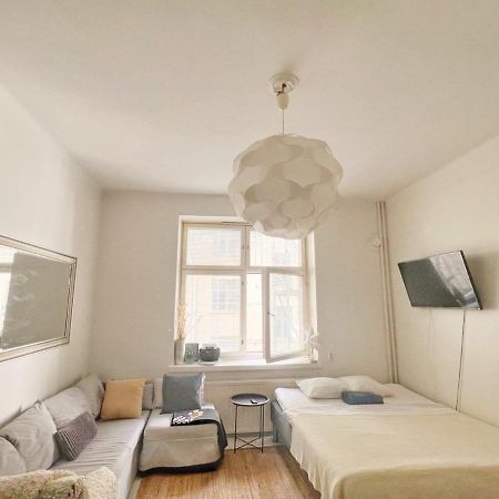 Sweethome Studio 49 In City Center Punavuori District Хелзинки Екстериор снимка