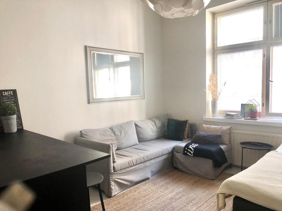 Sweethome Studio 49 In City Center Punavuori District Хелзинки Екстериор снимка